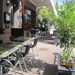 酒店 De La Poste 拉布雷斯