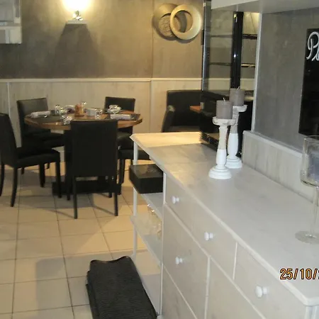 De La Poste Hotel 2*