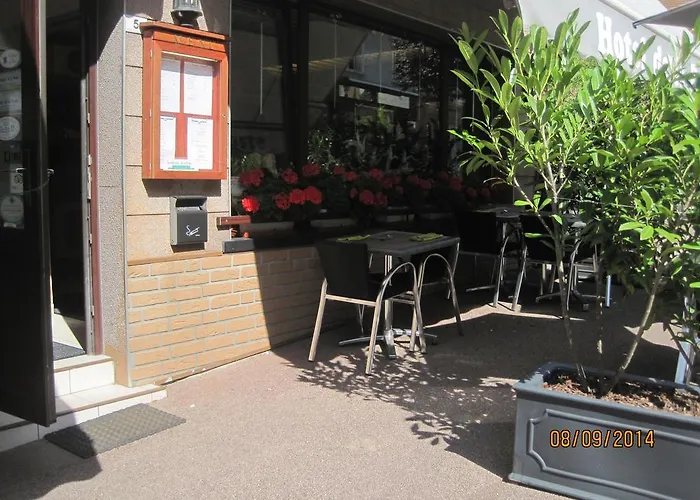 Ξενοδοχείο De La Poste 2*